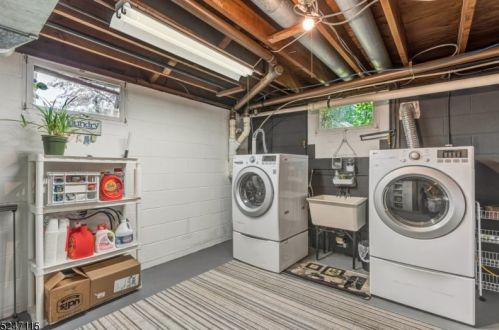 1751 Circle Dr, Martinsville NJ  08836-2148 exterior