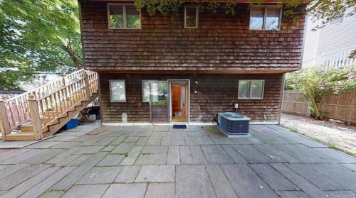 14 Riverview Ct, Crotonville, NY 10562-5912