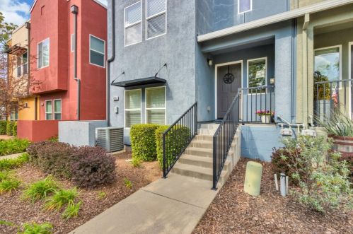 10836 Atherstone Dr, Rancho Cordova CA  95670-6273 exterior