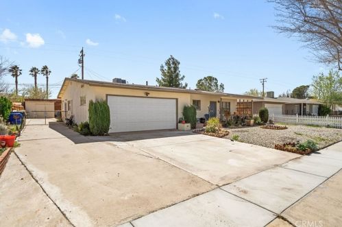 16193 Colina St, Victorville, CA 92395-3610