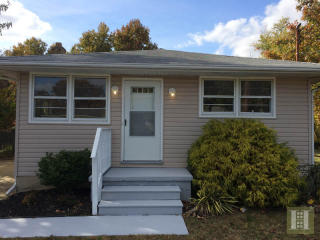 744 West Ave, Vineland, NJ 08360-5102