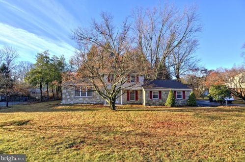 250 County Line Rd, Huntingdon Valley, PA 19006-2407
