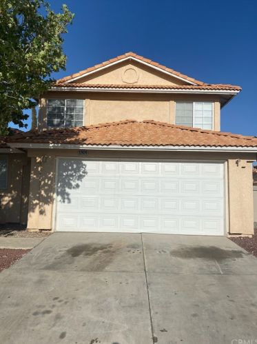 12429 Basswood Ln, Victorville, CA 92395-8733