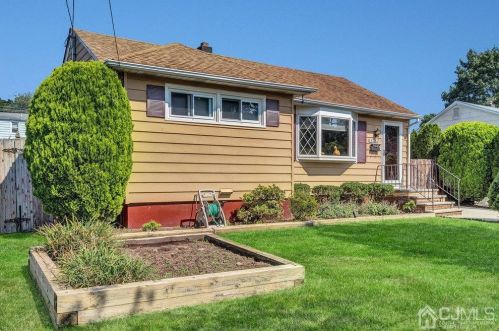 3313 Banta Rd, South Plainfield, NJ 07080-5105