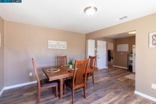 293 William Way, West Pittsburg CA  94565-4706 exterior