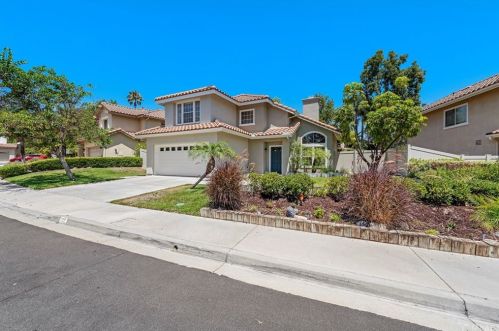 43 Las Castanetas, Trabuco Canyon, CA 92688-3210