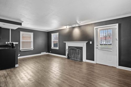 4480 70, Milwaukee WI 53218-5408 exterior