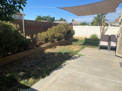 1323 Burdock St, Beaumont CA  92223-8301 exterior