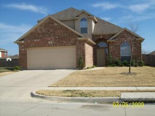 837 Pebblecreek Dr, Burleson TX  76028-0306 exterior