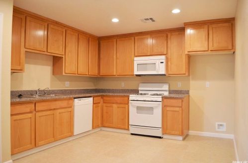 5339 Elm St, Salida CA  95368-9449 exterior