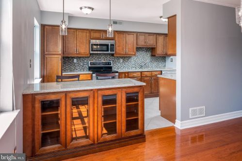 492 Devon Ct, Downingtown PA  19335-4221 exterior