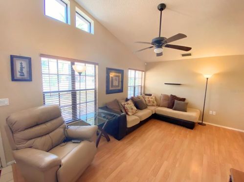 2710 Blossom Lake Dr, Tarpon Springs, FL 34691-6772