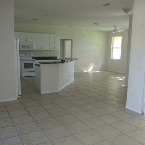 2301 Watercrest St, Fort Pierce, FL 34984-5201