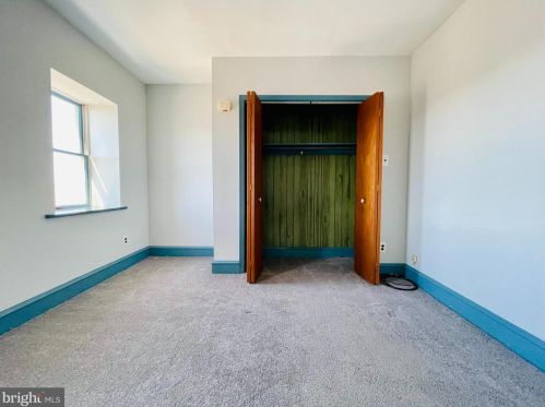 4233 Boone St, Philadelphia PA 19128-5003 exterior