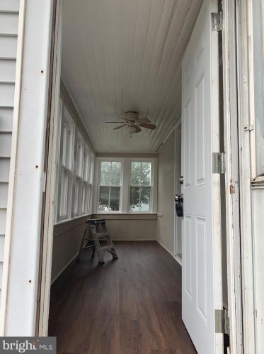 501 Washington St, Slaughter Beach, DE 19963-2818