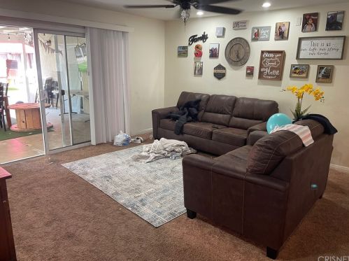 2070 Heather St, Simi Valley, CA 93065-2643