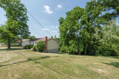 11673 Crestview Ln, Grants Lick, KY 41001-7923