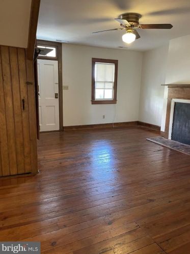 104 Lewis St, Fredericksburg VA  22401-3720 exterior