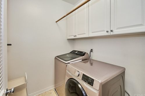 20 Travis Rd, Buena Park CA  90621-8426 exterior