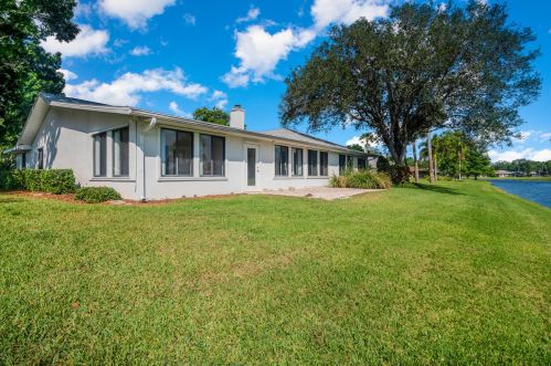 1295 Continental Ave, Melbourne FL 32940-6702 exterior