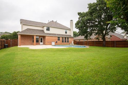 1519 Rustic Timbers Ln, Lewisville TX  75028-1432 exterior