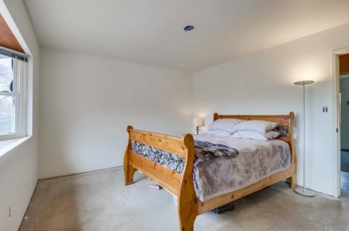 5735 Amarillo Ave, La Mesa CA 91942-2889 exterior