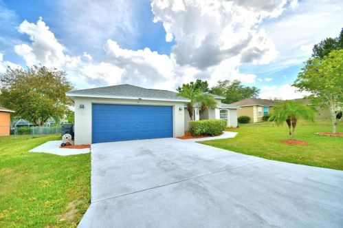 2797 Hickory Ridge Dr, Lakeland FL  33813-5854 exterior