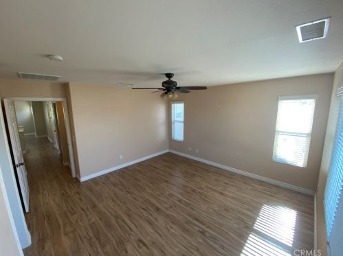 1323 Burdock St, Beaumont CA  92223-8301 exterior