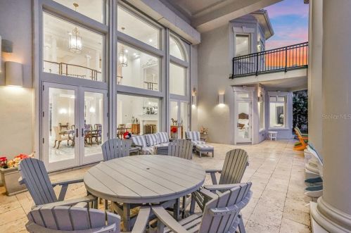 535 Ocean Shore Blvd, Ormond Beach FL  32176-5401 exterior