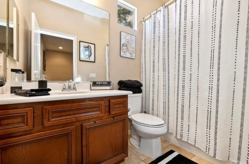 15831 Lindbergh Ave, Chino CA  91708-9371 exterior