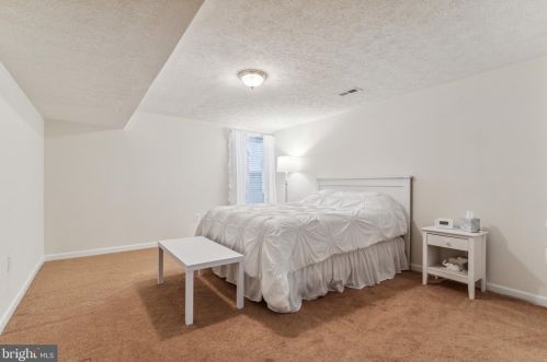 10114 Lees Crossing Ln, Fredericksburg VA  22408-0292 exterior