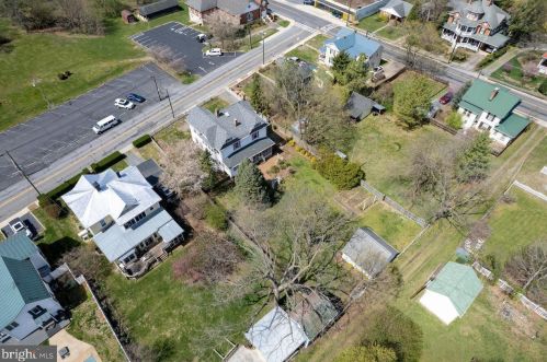 5 Amiss Ave, Richmond National Battlefiel VA  22835-1309 exterior