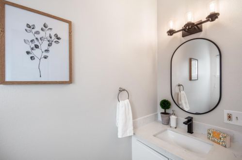 574 Hacienda Ave, Campbell CA 95008-6322 exterior