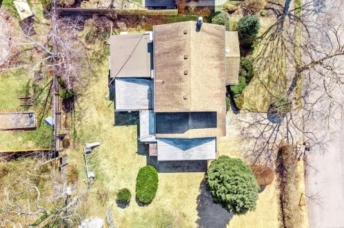 29 Longworth Ave, Huntington Station, NY 11746-6920