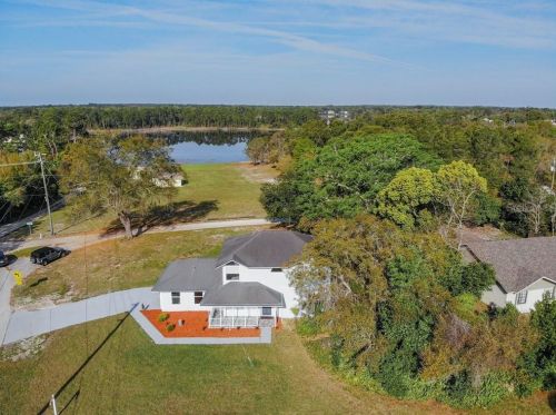504 Battersea Ave, Deltona, FL 32738-8750