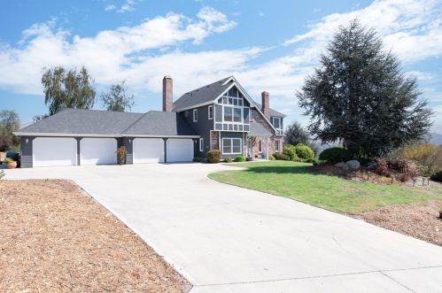 350 Blue Sky Dr, Pismo Beach, CA 93420-6946