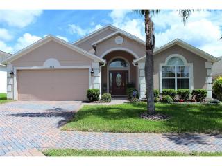 226 Cambridge Ave, Davenport, FL 33896-5077