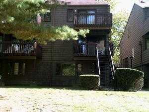 54 Towne House Rd, New Haven, CT 06514-2104