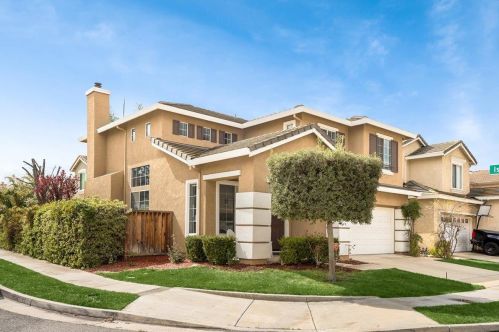 528 Giles Way, San Jose, CA 95136-3942