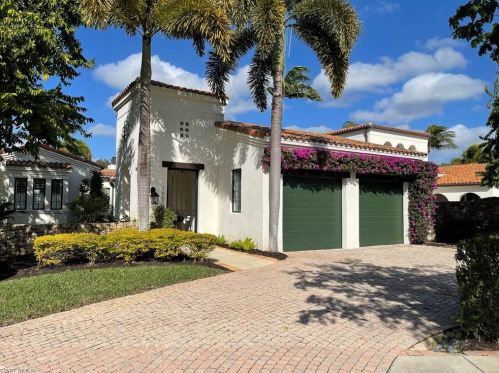 16631 Cortona Ln, Naples, FL 34110-3259