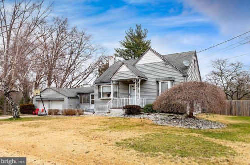 116 Walker Ave, West Deptford, NJ 08096-5585