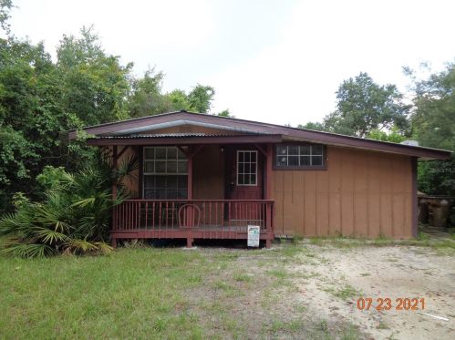 32009 3rd Ave, Deland, FL 32720-4878