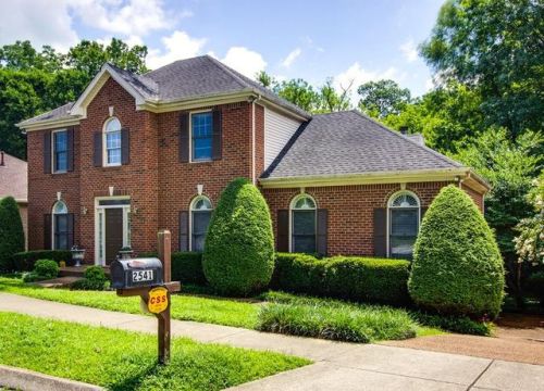 2541 Winder Dr, Franklin, TN 37064-4940