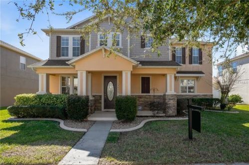 13822 Earpod Dr, Orlando, FL 32828-7385