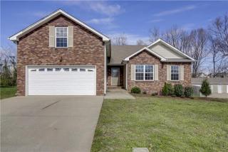 1764 Ridge Runner Ct, Clarksville, TN 37042-8673