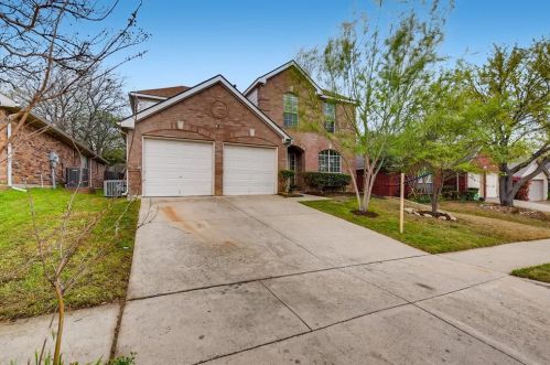 7413 Buckskin Ct, Fort Worth, TX 76137-1569