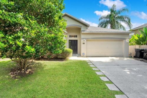4532 Riverton Dr, Orlando, FL 32817-1448