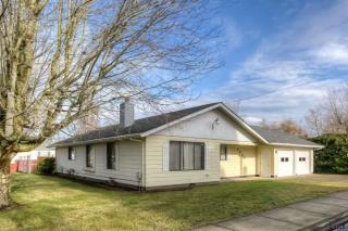 4695 Herrin Rd, Salem, OR 97305-2822