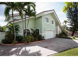 11935 136th Pl, Miami, FL 33186-4545