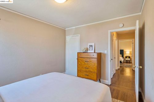 2350 109, Oakland CA  94603-4115 exterior